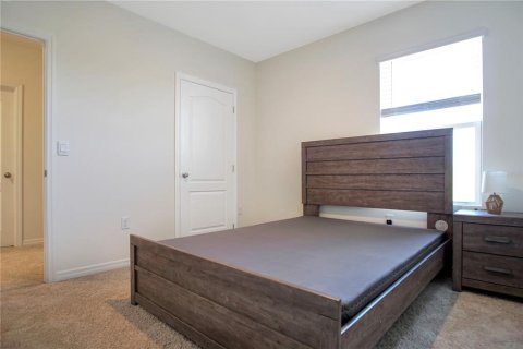 House in Davenport, Florida 5 bedrooms, 234.3 sq.m. № 1901354 - photo 30