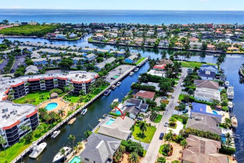 Villa ou maison à vendre à Boca Raton, Floride: 4 chambres, 198.25 m2 № 2420880 - photo 28