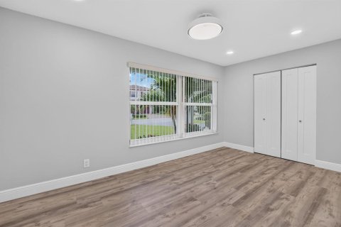 Villa ou maison à vendre à Boca Raton, Floride: 4 chambres, 198.25 m2 № 2420880 - photo 18