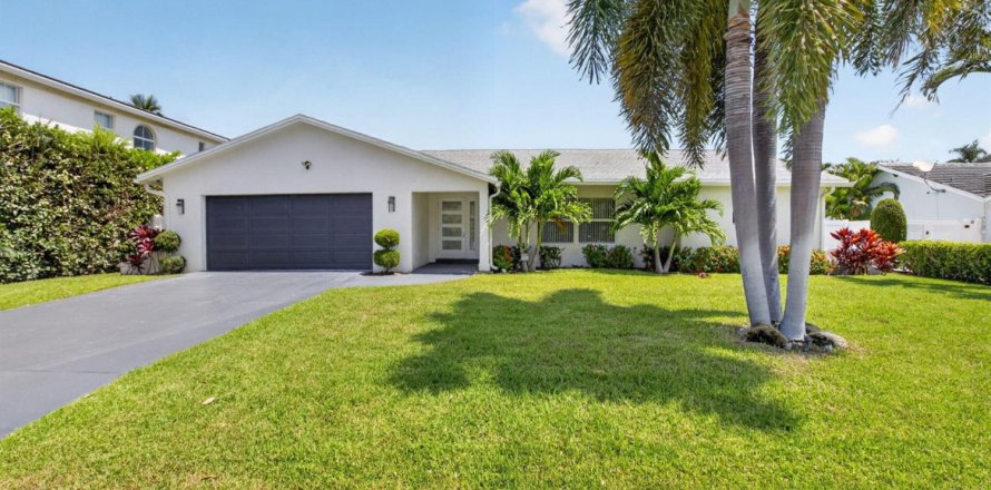 Villa ou maison à Boca Raton, Floride 4 chambres, 198.25 m2 № 2420880