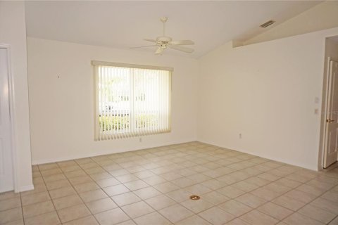 House in Punta Gorda, Florida 3 bedrooms, 190.91 sq.m. № 1788228 - photo 7