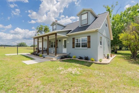 House in Anthony, Florida 3 bedrooms, 183.95 sq.m. № 2111333 - photo 7