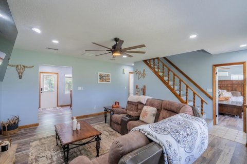 House in Anthony, Florida 3 bedrooms, 183.95 sq.m. № 2111333 - photo 19