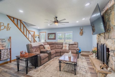 House in Anthony, Florida 3 bedrooms, 183.95 sq.m. № 2111333 - photo 18
