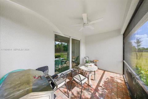 Casa en venta en Naples, Florida, 2 dormitorios, 138.98 m2 № 2079286 - foto 17