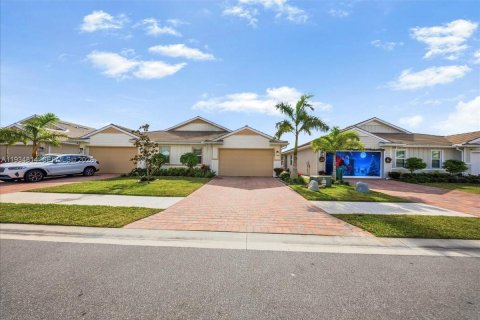 Casa en venta en Naples, Florida, 2 dormitorios, 138.98 m2 № 2079286 - foto 24