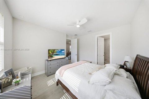 Casa en venta en Naples, Florida, 2 dormitorios, 138.98 m2 № 2079286 - foto 19