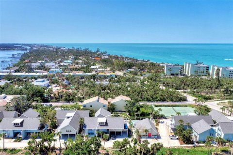 Condo in Englewood, Florida, 2 bedrooms  № 482843 - photo 7