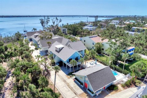 Condo in Englewood, Florida, 2 bedrooms  № 482843 - photo 9