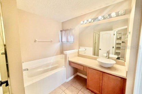 Villa ou maison à louer à DeLand, Floride: 3 chambres, 135.08 m2 № 2386381 - photo 16