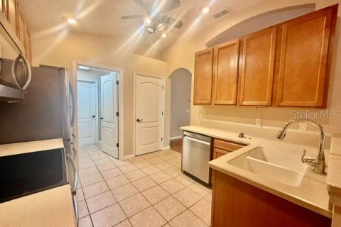 Villa ou maison à louer à DeLand, Floride: 3 chambres, 135.08 m2 № 2386381 - photo 4