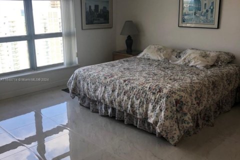 Condominio en alquiler en Aventura, Florida, 2 dormitorios, 128.21 m2 № 1942679 - foto 6