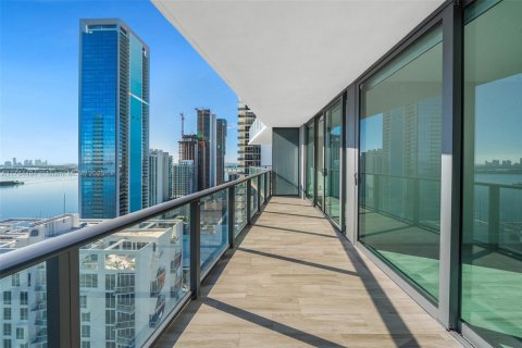 Купить кондоминиум в Майами, Флорида 2 спальни, 101.73м2, № 1958849 - фото 3