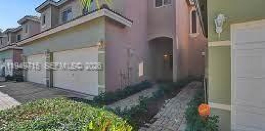 Таунхаус в Хомстед, Флорида 3 спальни, 175.03м2 № 2005400