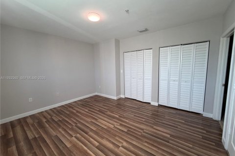 Condo in Miami, Florida, 3 bedrooms  № 1991645 - photo 22