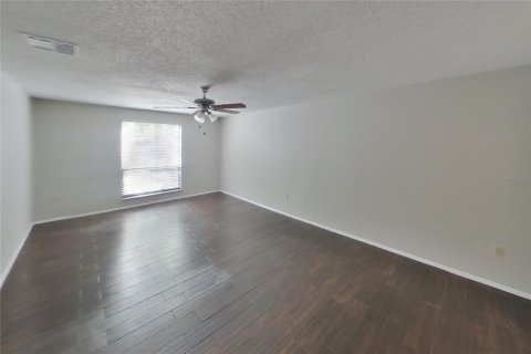 Villa ou maison à louer à Port Richey, Floride: 3 chambres, 156.82 m2 № 2096002 - photo 9