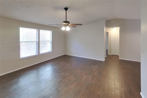 Villa ou maison à louer à Port Richey, Floride: 3 chambres, 156.82 m2 № 2096002 - photo 3