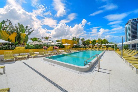 Estudio en el Condominio en Miami, Florida № 2179402
