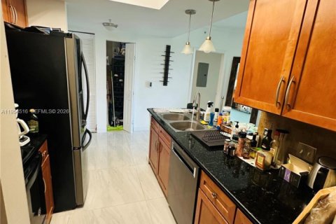 Apartamento en alquiler en Miami, Florida, 1 dormitorio, 69.68 m2 № 2020820 - foto 6