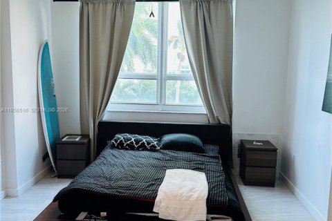 Apartamento en alquiler en Miami, Florida, 1 dormitorio, 69.68 m2 № 2020820 - foto 10