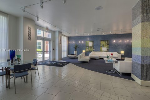 Apartamento en alquiler en Miami, Florida, 1 dormitorio, 69.68 m2 № 2020820 - foto 17