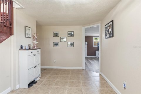 Villa ou maison à vendre à Bartow, Floride: 4 chambres, 180.23 m2 № 2149892 - photo 2