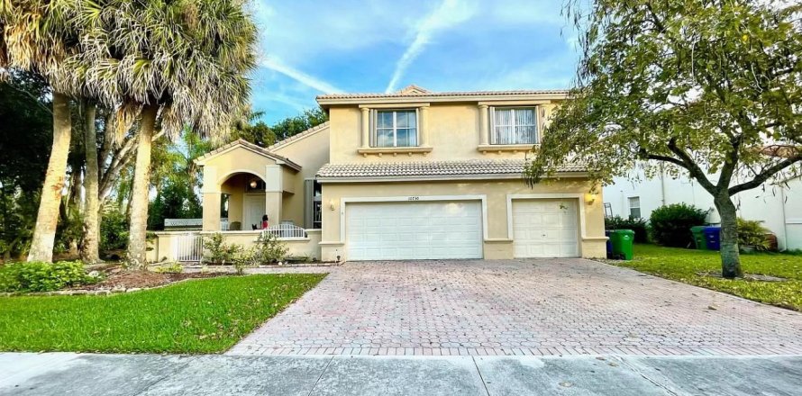 Casa en Coral Springs, Florida 6 dormitorios, 286.32 m2 № 1178450