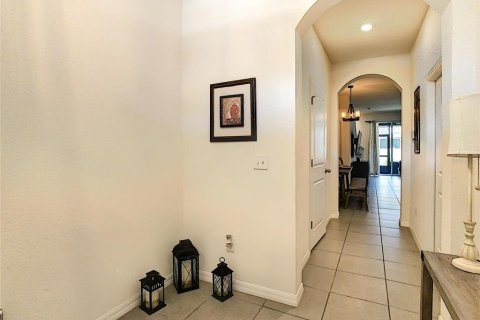 Townhouse in Wesley Chapel, Florida 3 bedrooms, 155.43 sq.m. № 1780462 - photo 6