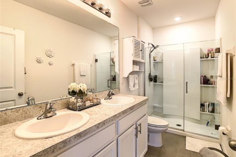 Townhouse in Wesley Chapel, Florida 3 bedrooms, 155.43 sq.m. № 1780462 - photo 28