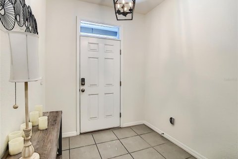 Townhouse in Wesley Chapel, Florida 3 bedrooms, 155.43 sq.m. № 1780462 - photo 5