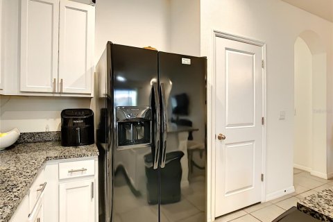 Townhouse in Wesley Chapel, Florida 3 bedrooms, 155.43 sq.m. № 1780462 - photo 15