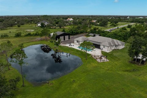 Villa ou maison à vendre à Myakka City, Floride: 5 chambres, 289.11 m2 № 1904983 - photo 2