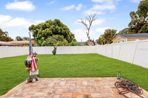 Casa en venta en Kissimmee, Florida, 4 dormitorios, 162.02 m2 № 1901994 - foto 29