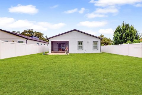 Casa en venta en Kissimmee, Florida, 4 dormitorios, 162.02 m2 № 1901994 - foto 30