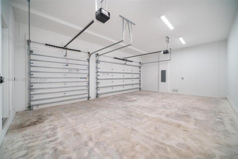 Купить виллу или дом в Уэстон, Флорида 5 спален, № 2006421 - фото 26