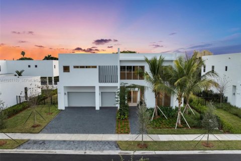 Casa en Weston, Florida 5 dormitorios № 2006421