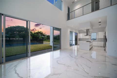 Купить виллу или дом в Уэстон, Флорида 5 спален, № 2006421 - фото 16