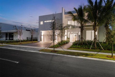 Купить виллу или дом в Уэстон, Флорида 5 спален, № 2006421 - фото 4