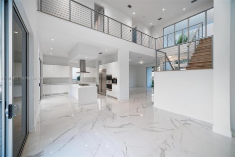 Купить виллу или дом в Уэстон, Флорида 5 спален, № 2006421 - фото 14