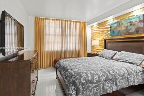 Condo in Aventura, Florida, 2 bedrooms  № 1891814 - photo 7