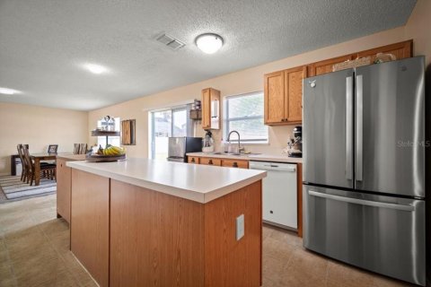House in Palm Coast, Florida 3 bedrooms, 188.22 sq.m. № 1757649 - photo 8