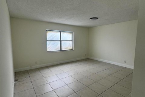 Copropriété à vendre à Lauderhill, Floride: 2 chambres, 120.77 m2 № 2146653 - photo 9