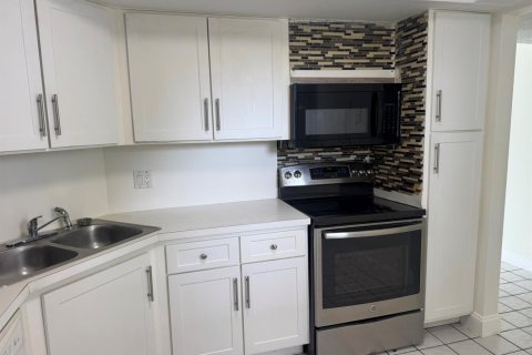 Copropriété à vendre à Lauderhill, Floride: 2 chambres, 120.77 m2 № 2146653 - photo 17