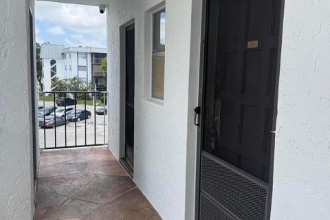 Copropriété à vendre à Lauderhill, Floride: 2 chambres, 120.77 m2 № 2146653 - photo 5