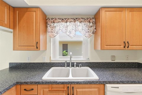 Casa en venta en New Port Richey, Florida, 3 dormitorios, 144.74 m2 № 2157975 - foto 19