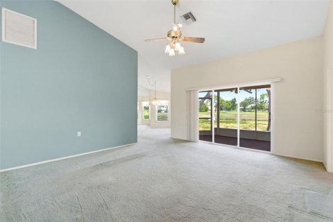 Casa en venta en New Port Richey, Florida, 3 dormitorios, 144.74 m2 № 2157975 - foto 11
