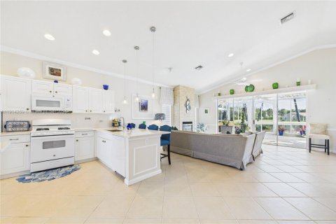 Villa ou maison à vendre à Port St. Lucie, Floride: 2 chambres, 137.59 m2 № 1974973 - photo 16