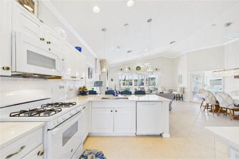 Villa ou maison à vendre à Port St. Lucie, Floride: 2 chambres, 137.59 m2 № 1974973 - photo 19