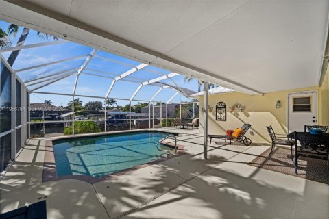 Villa ou maison à vendre à Cape Coral, Floride: 3 chambres, 142.14 m2 № 2024396 - photo 26
