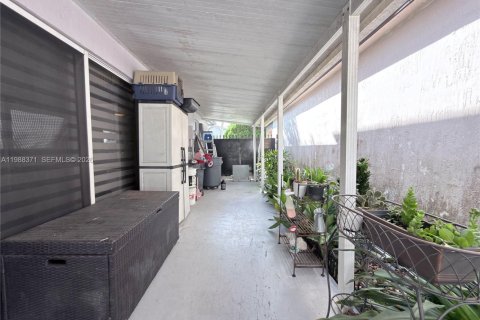 Купить виллу или дом в Майами, Флорида 3 спальни, 148.27м2, № 2050634 - фото 17